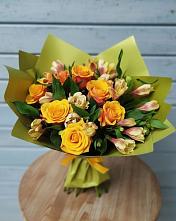 Букет цветов из:  Альстромерии и Розы #REPLACE_PRED# Михали