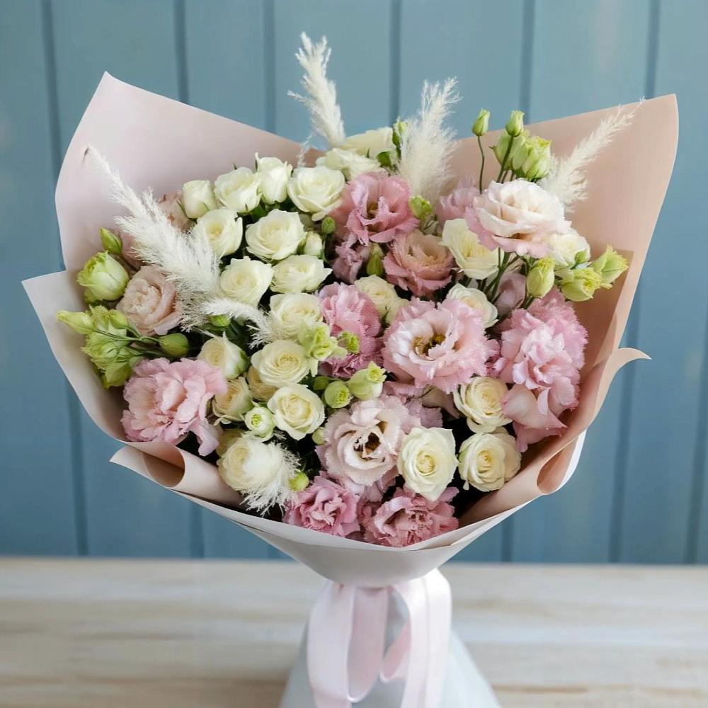 Букет цветов из: Альстромерии и Розы в Михали