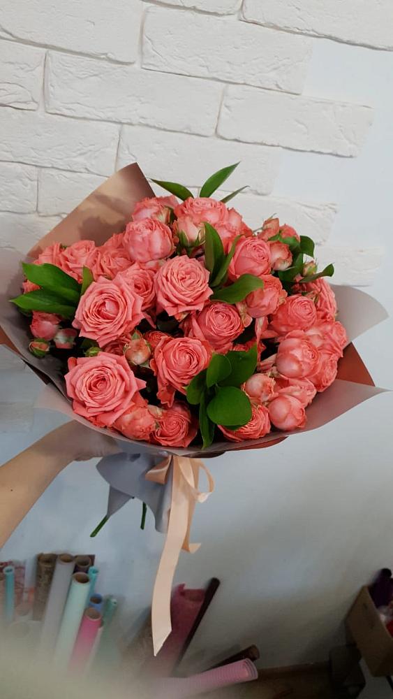 Букет цветов из: Розы в Михали