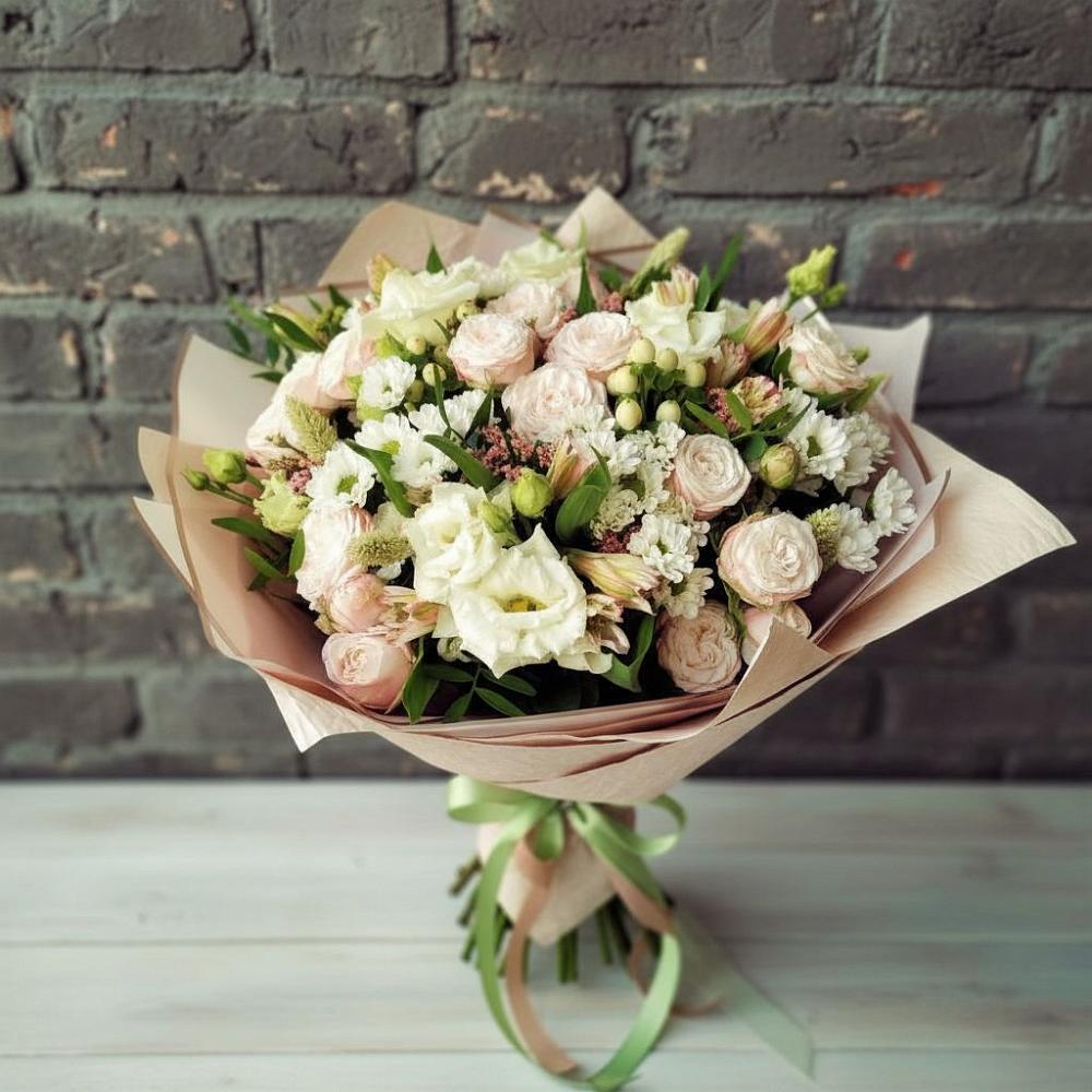 Букет цветов из: Альстромерии, Розы и Хризантемы в Михали