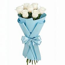 Букет 7 белых роз Проуд в Михали