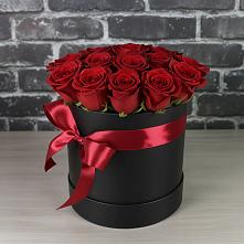 Цветочная композиция из Розы в шляпной коробке в Михали