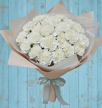 Букет цветов из:  Гвоздики в Михали