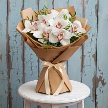 Букет цветов из:  Орхидеи и Розы в Михали